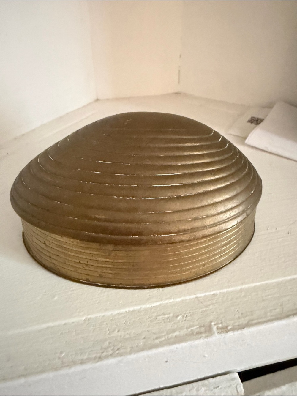 Vintage Brass-Decorative Clam Lidded Trinket Box - Gold Finish